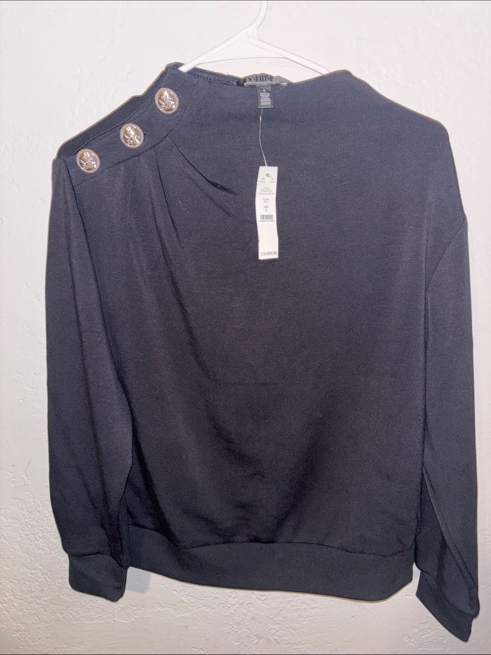 WHBM Button Shoulder Pullover Sweater 99$ in-stores get it home 39$